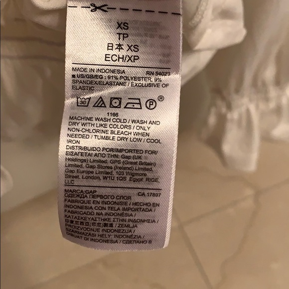 White Off The Shoulder Blouse - Picture 4 of 4